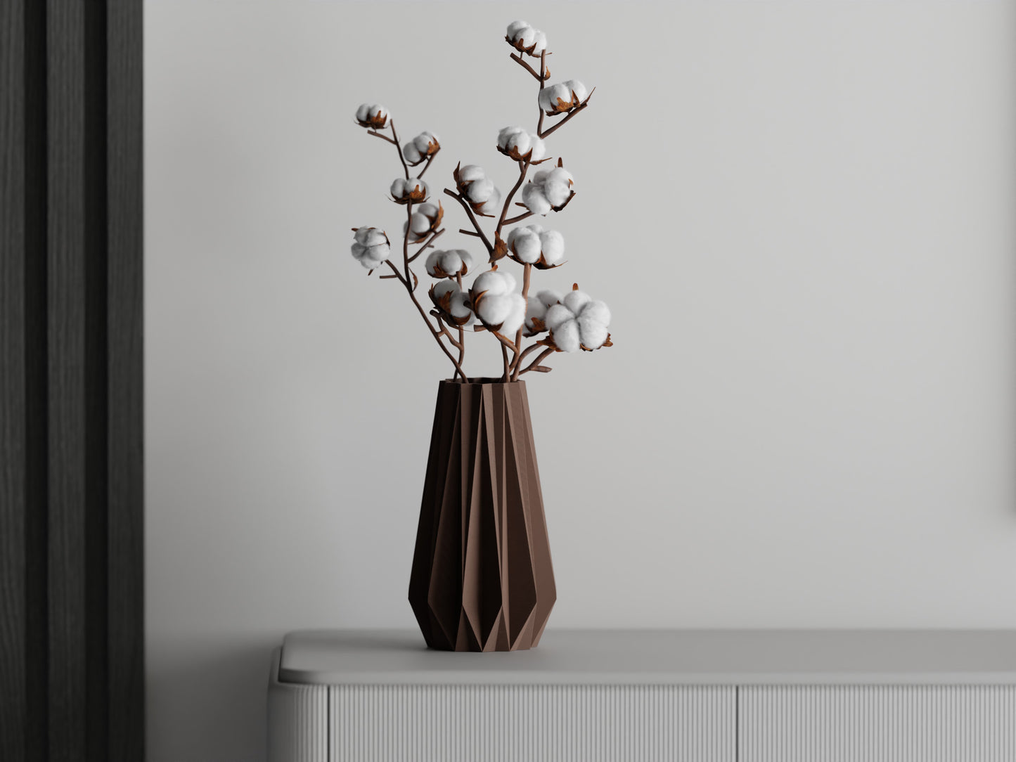 Ribs Triangle Vase