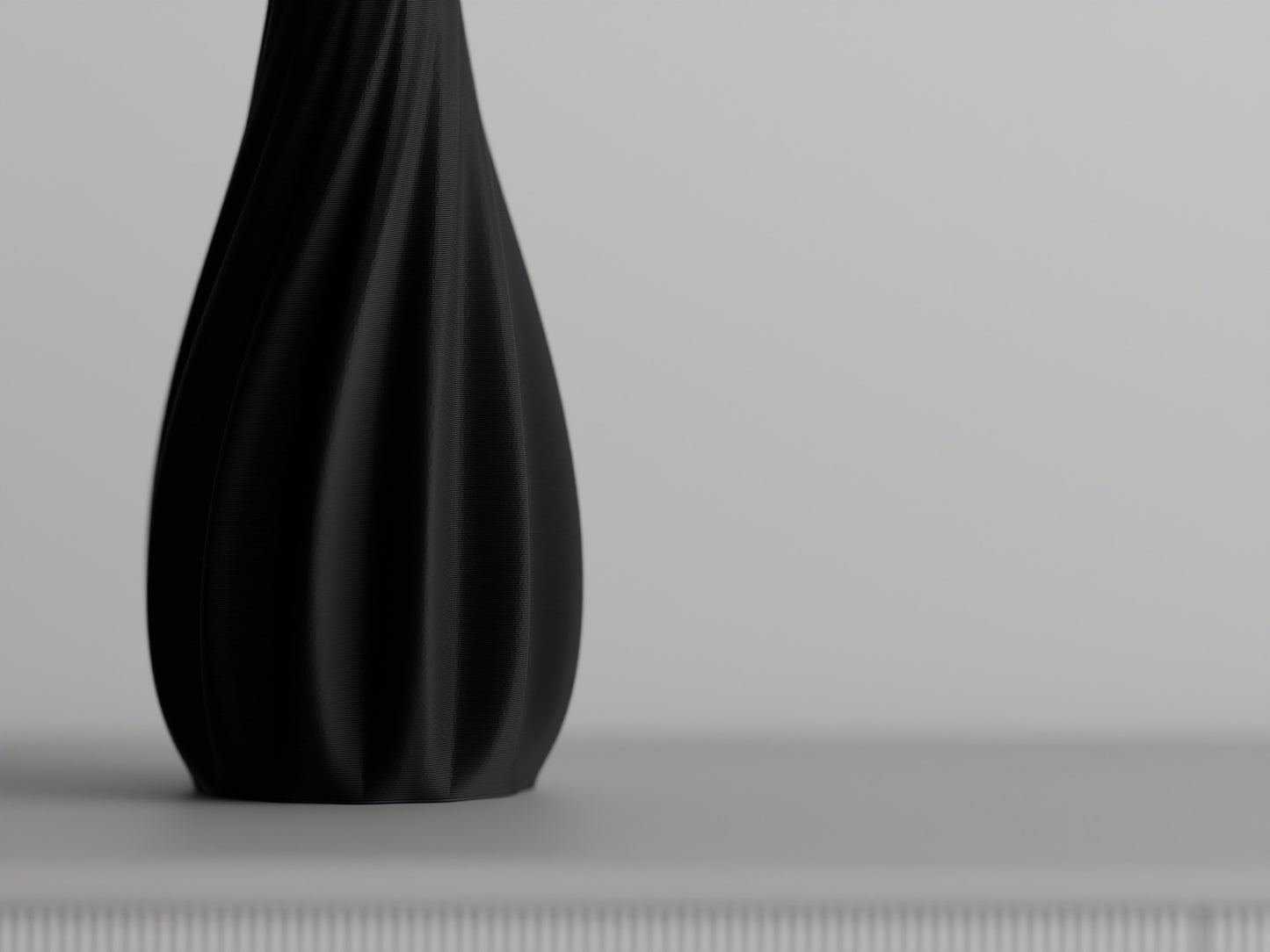 Ribs Twist Vase