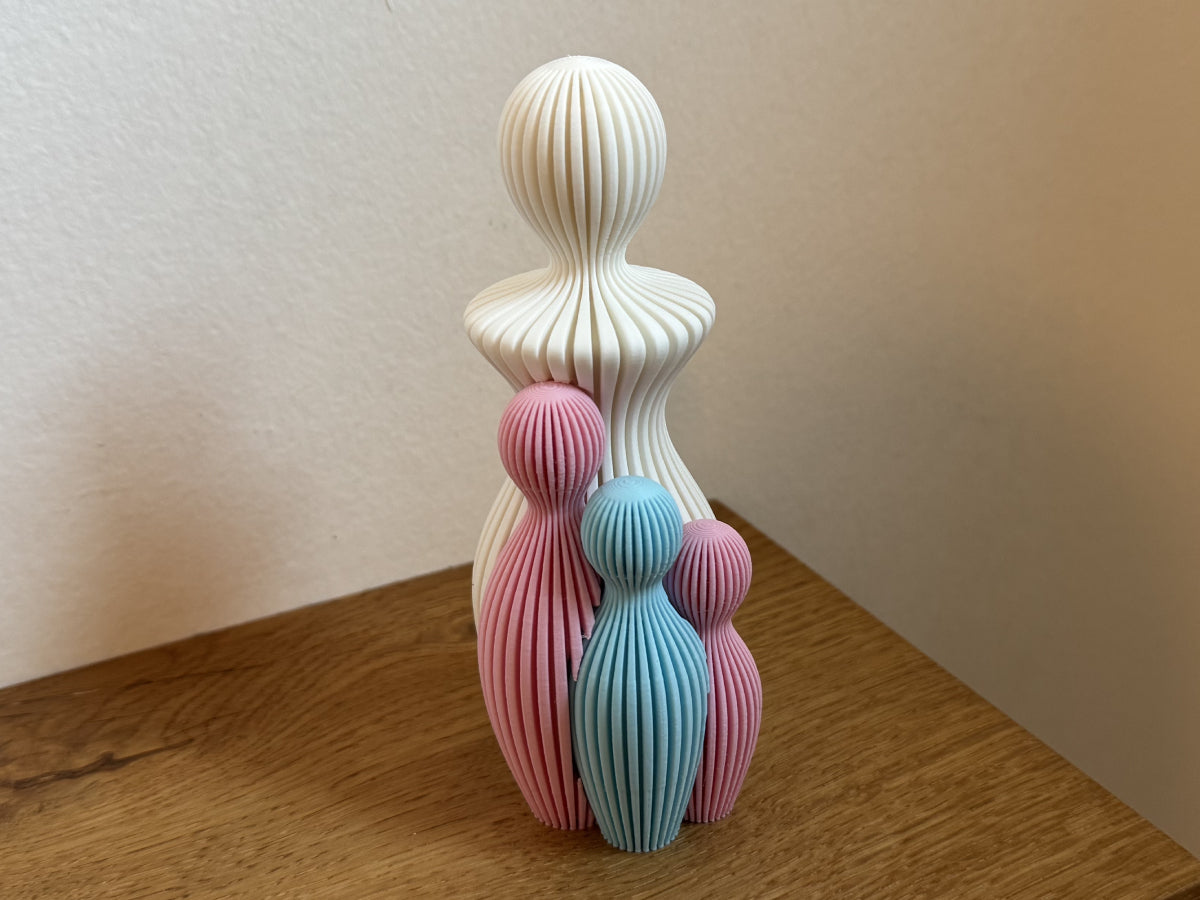 Mors Dag Skulptur med 3 børn