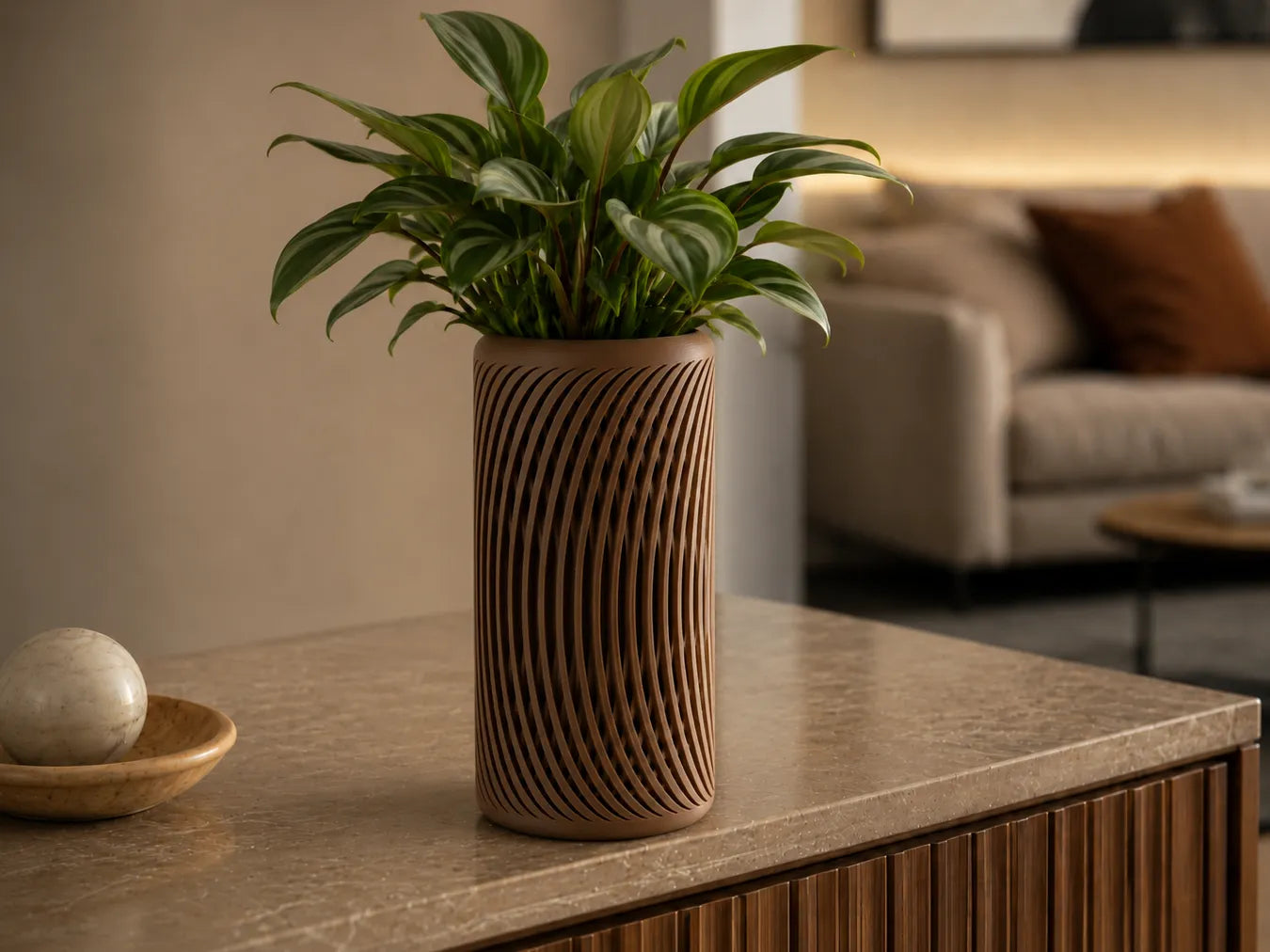 Twysta Vase