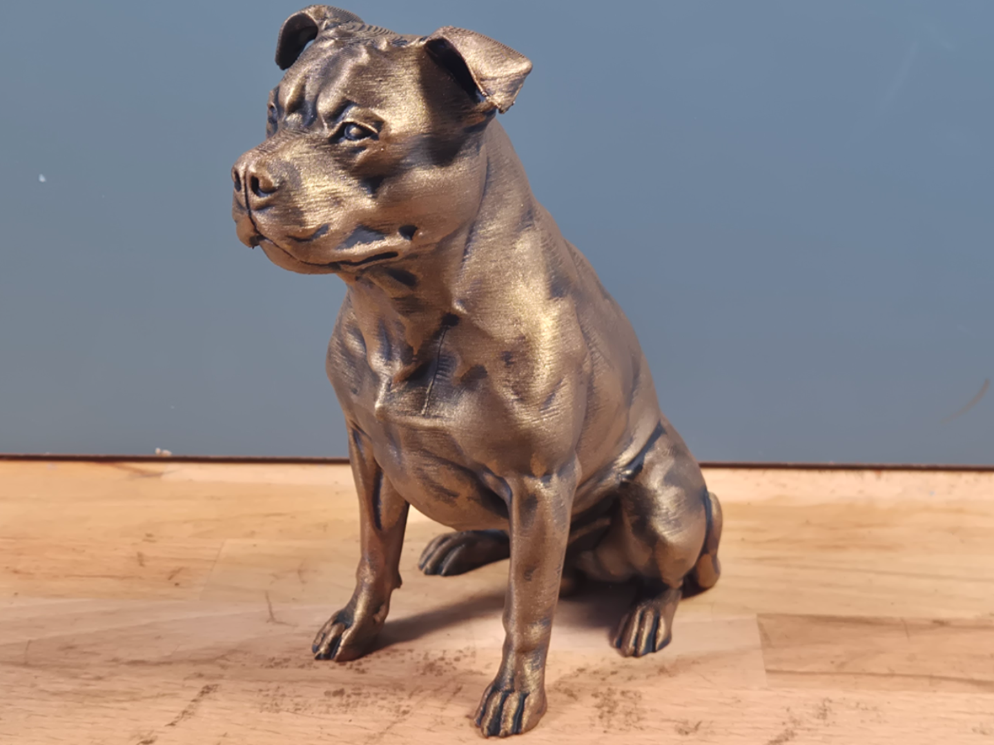 Staffordshire Bull Terrier - Hundefigur